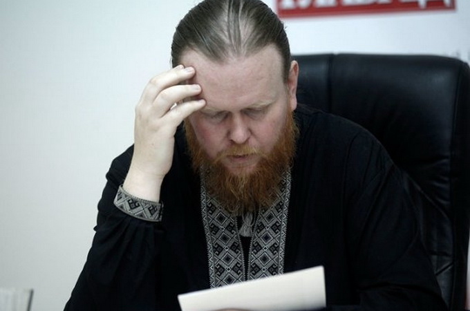 Спикер УПЦ КП признался, что молится на
