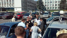 СБУ спіймала священика УПЦ КП на півмільйонному хабарі за землю ветеранів АТО (ВІДЕО)