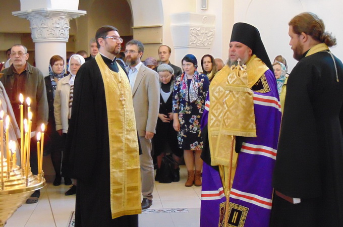 Українських паломників благословили у подорож на Святу Землю