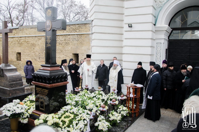 В Киевской Лавре вознесли молитвы за упокой души Блаженнейшего Митрополита Владимира
