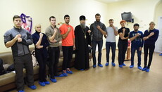 У Запорізькій єпархії УПЦ спортсмени здали кров для хворих дітей