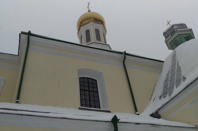 Чиновники Кременця вимагають демонтувати купол кафедрального собору УПЦ