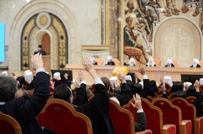 В РПЦ обговорять положення про монастирі і канонічні аспекти церковного шлюбу