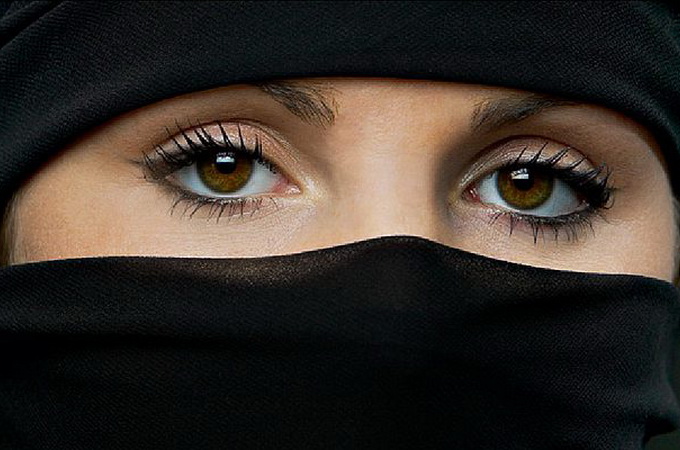 В Австрії заборонили носити паранджу у громадських місцях