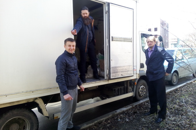            Рівненська єпархія  УПЦ допомагає мирним жителям Сходу