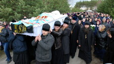 На батьківщині митрополита Ніфонта будуть 40 днів підносити молитви за упокій його душі