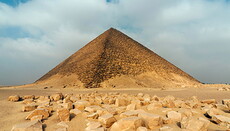 Під Каїром знайдена нова давньоєгипетська піраміда