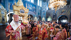 Предстоятель УПЦ привітав сестер Покровської обителі з Пасхою Христовою (ФОТО)