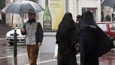 Німецький парламент заборонив носіння бурок та нікабів