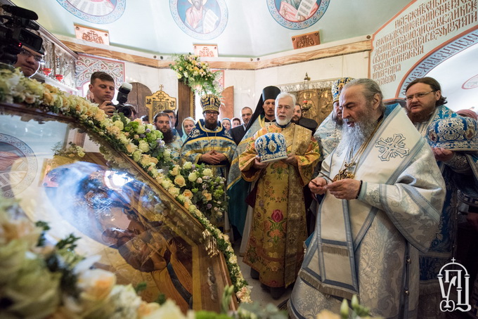 Перемогти зло в душі допоможуть молитви до святих і Богородиці, – Предстоятель УПЦ