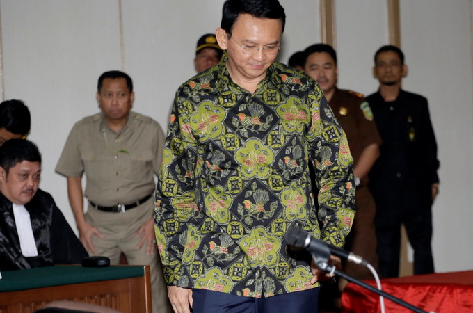 В Індонезії губернатора-християнина відправили до в'язниці за цитату з Корану