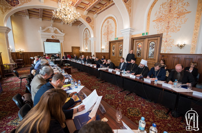 Форум про державу та владу: Політика, що віддає пріоритет одній з конфесій – неприпустима