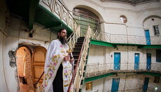 Комітет ВР роз'яснив порядок доступу священиків до арештованих