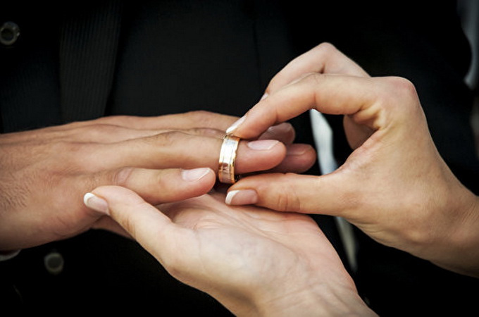 Атеїстів вперше обвінчають в Англії