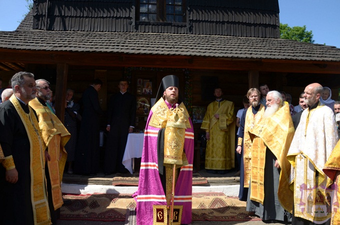Глава Представництва УПЦ при європейських організаціях прибув до Коломиї розібратися в конфлікті﻿