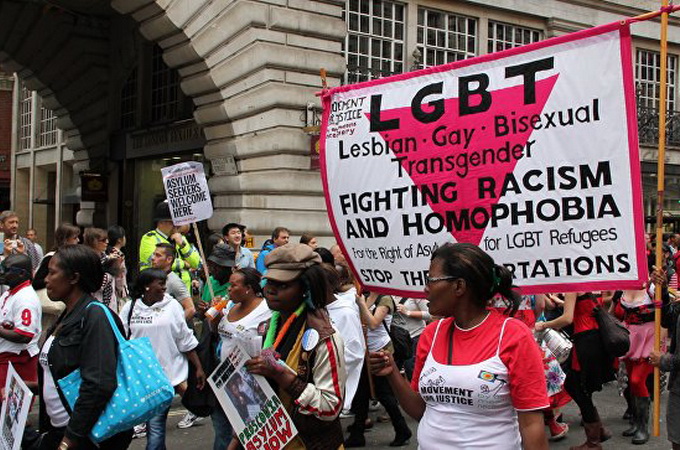 Приватну школу в Лондоні закрили за небажання викладати дітям гомосексуалізм