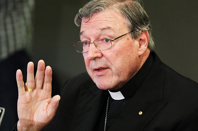 Скарбнику Ватикану висунули звинувачення у сексуальних домаганнях