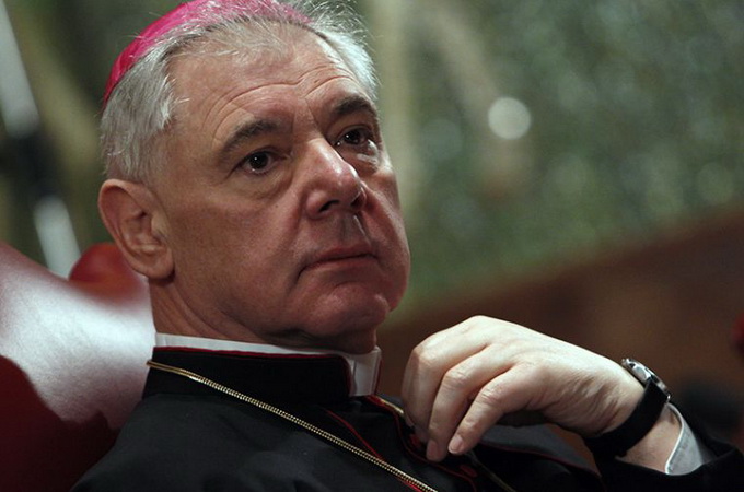 Папа Римський відправив у відставку свого опонента – німецького кардинала-консерватора