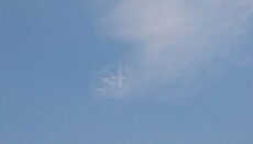 На вході до Почаївської лаври учасники Хресного ходу побачили хрест в небі (ФОТО)