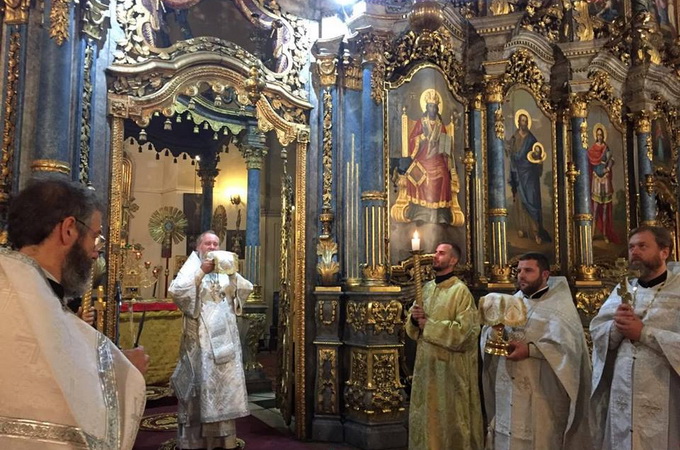 Иерарх УПЦ возглавил Литургию в честь крестителя Венгрии