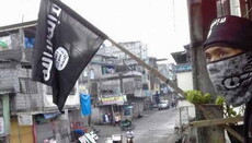 На Філіппінах ісламісти хочуть зробити смертниками заручників-християн