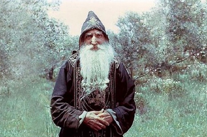 В сеть выложили четыре серии об афонском старце Тихоне