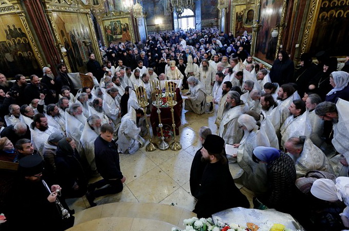 У Троїце-Сергієвій Лаврі поховали старця Наума (Байбородіна)