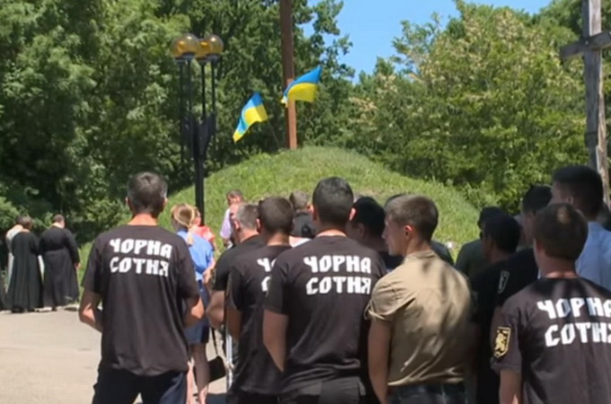 До чого тут СС «Галичина»: хто допомагав уніатам захоплювати храм у Коломиї