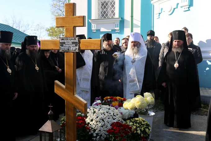 Иерархи УПЦ почтили память митрополита Иринея (Семко) (ВИДЕО)