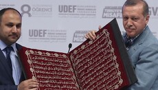 В Турции мужчинам запретили красить волосы в черный цвет