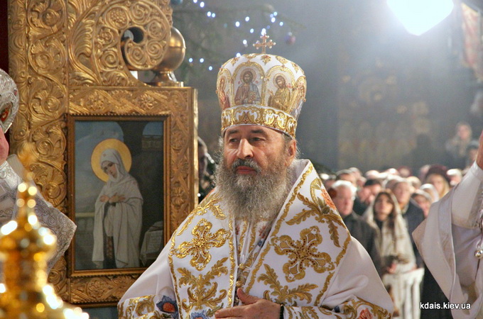 Предстоятель УПЦ поздравил верующих с наступающим Рождеством