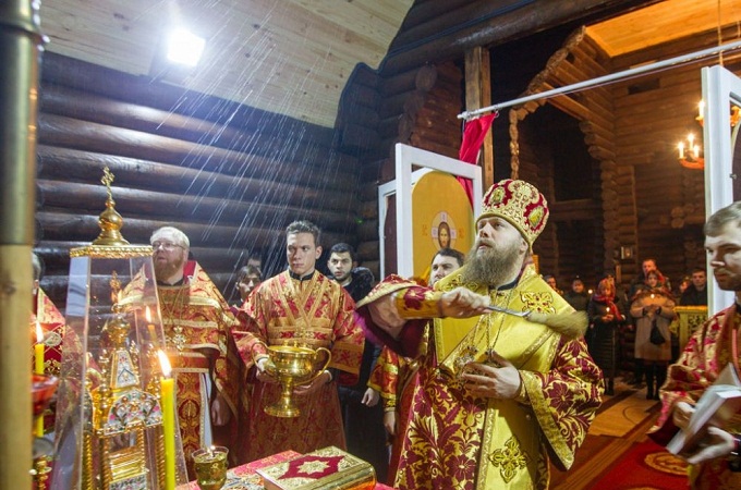 В Чорноморській жіночій колонії освятили храм УПЦ (ВІДЕО)