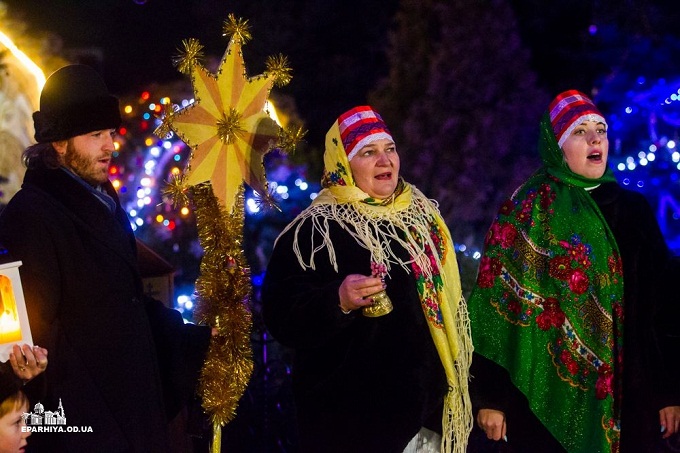 Украинские органы власти провели рождественский флешмоб в соцсети