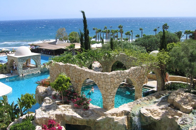 Самый большой грузинский монастырь Европы построят на Кипре 