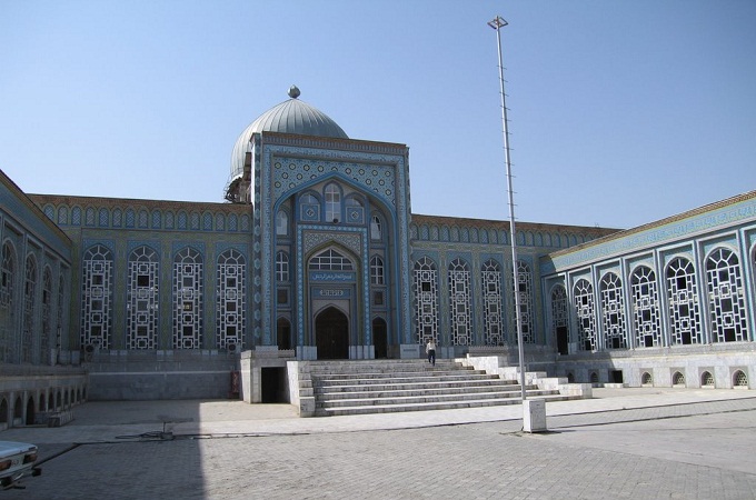 У Таджикистані релігійні організації зобов'язали звітувати про доходи