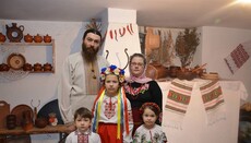 У Кременці сім'я диякона УПЦ створила етно-хату