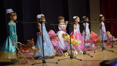 УПЦ провела концерт для дітей в зоні бойових дій