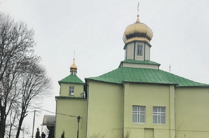 Провокації УПЦ КП провалились у селі Дерев'яне Рівненської області