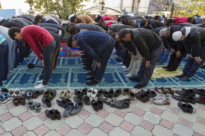 В Казахстані почуття атеїстів захистять штрафами