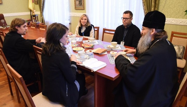 Встреча Высокопреосвященнейшего Луки, митрополита Запорожского и Мелитопольского с европейскими наблюдателями