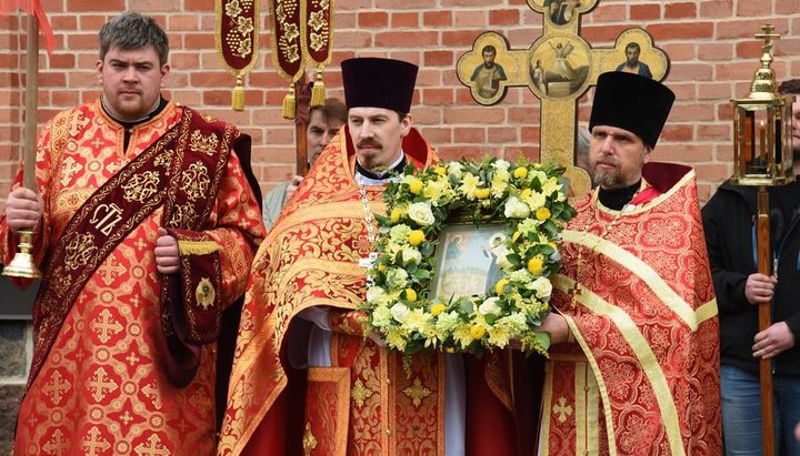 Прославление блаженной Екатерины Пюхтицкой в обители в Эстонии