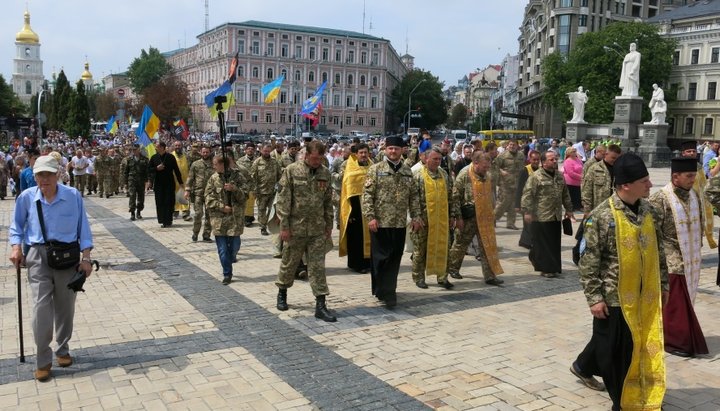 «Крестный ход» УПЦ КП в Киеве в 2017 году