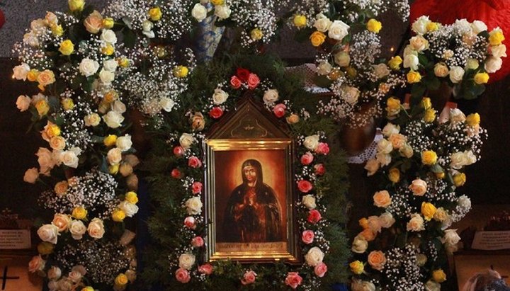 Прилуцкая икона Божией Матери была признана Синодом УПЦ чудотворной 23 сентября 2008 года