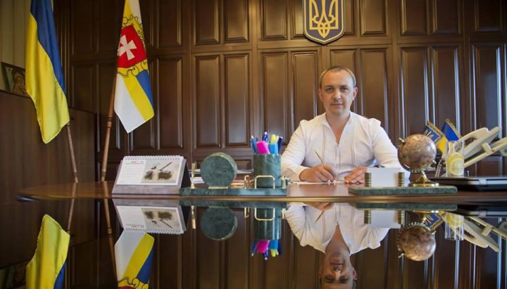 Head of the Rovno Regional State Administration A. Muliarenko summoned the bishops of the UOC to deliver the invitations of Patriarch Bartholomew to the
