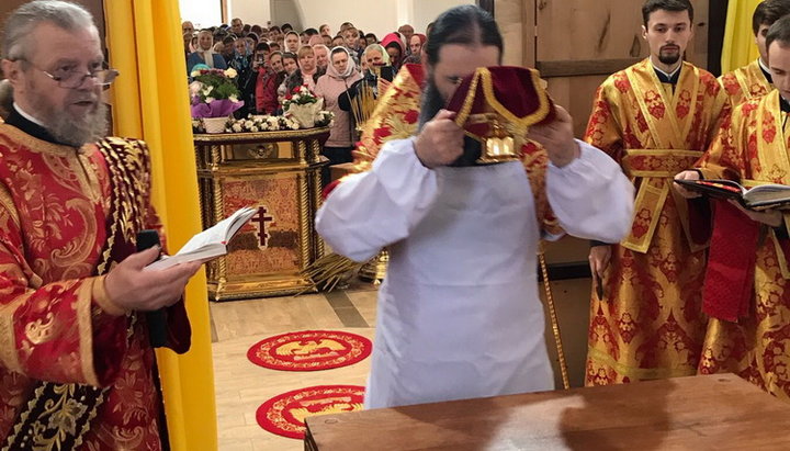 У Вінницькій єпархії освятили собор на честь св. апостолів Петра і Павла