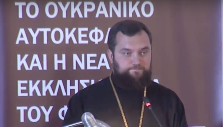 Протоиерей Олег Точинский во время выступления на конференции в Салониках. Фото: скриншот Youtube-канал Katanixi Site.