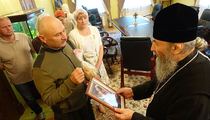 Зустріч Предстоятеля з делегацією Всеукраїнського руху матерів і родичів учасників АТО «Берегиня». Фото: УНІАН