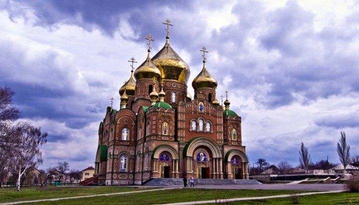 Свято-Владимирский кафедральный собор в Луганске. Фото: lugansk.co.ua