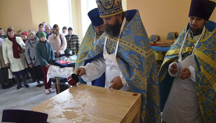 Освячення Свято-Покровського храму в селу Скаліва Кіровоградської області. Фото: orthodox-kr.org.ua