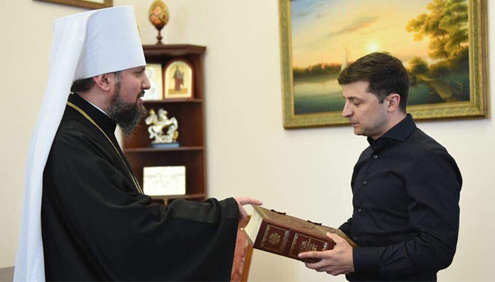 Глава ПЦУ Епифаний Думенко и Президент Украины Владимир Зеленский. Фото: interfax.com.ua